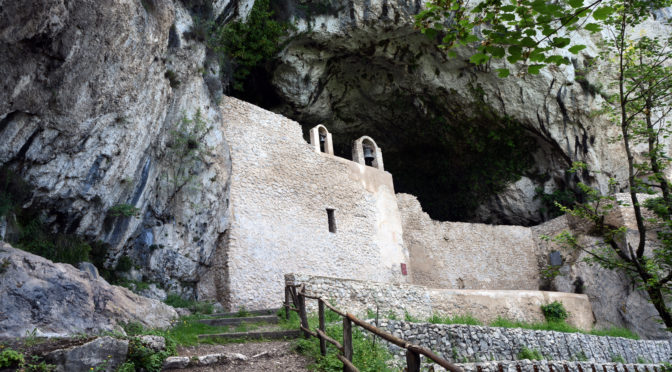 Grotta di San Michele Arcangelo Olevano